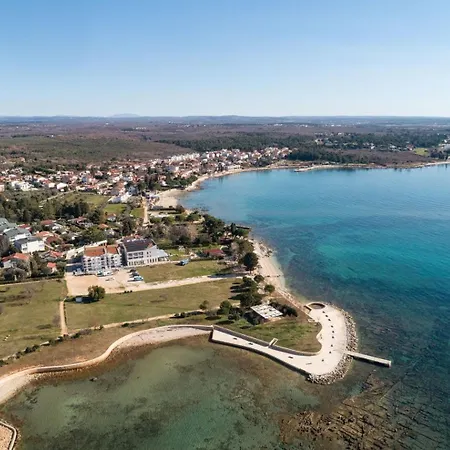 Estera Apartman