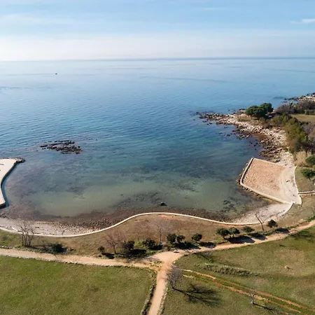 Apartman Estera *